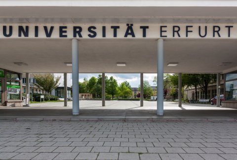 Haupteingang der Universität Erfurt